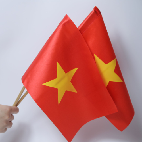 Cờ Tổ Quốc – Cầm Tay
